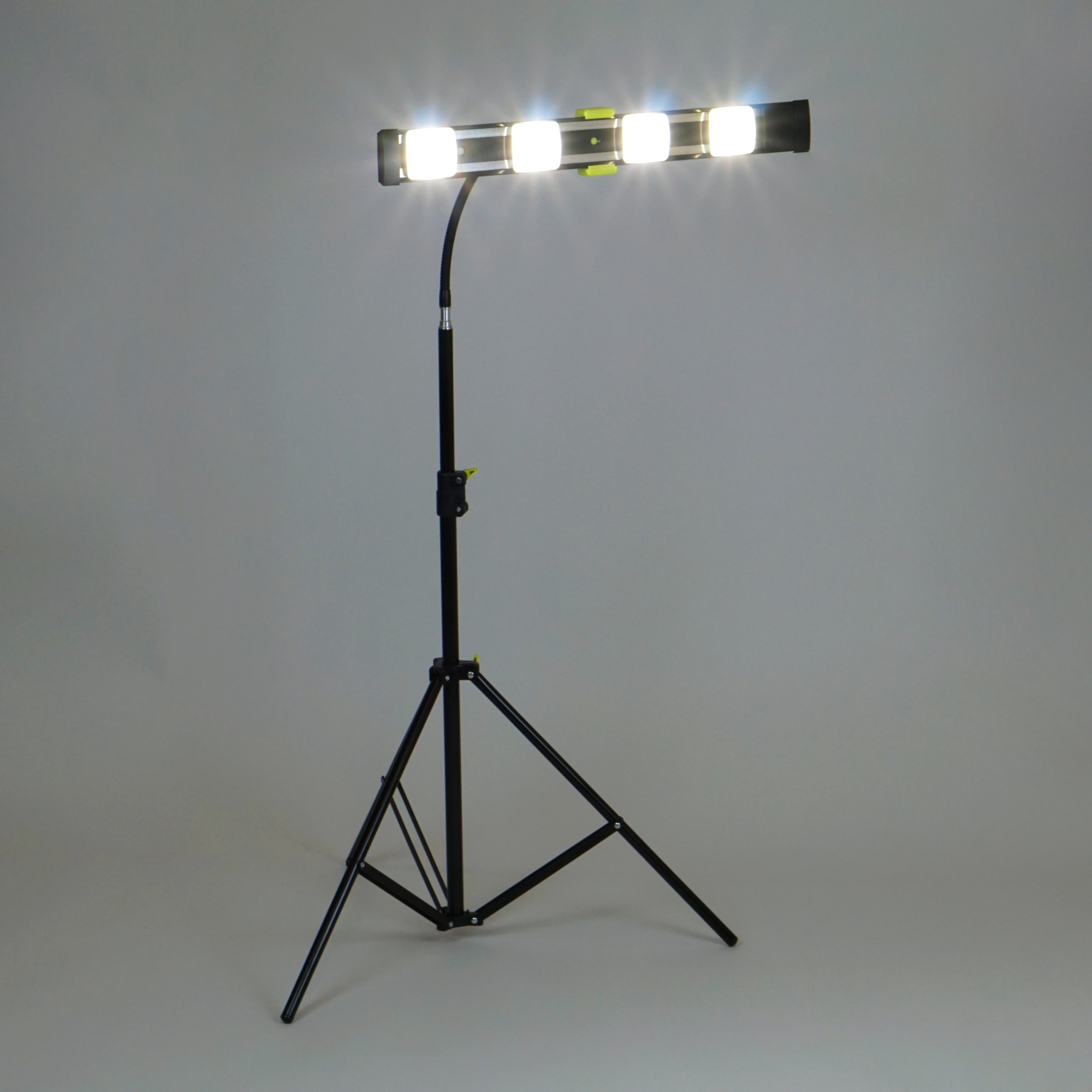 3300 Lumen Portable LED Work Light/Stand Light With Gooseneck – 24″ Black